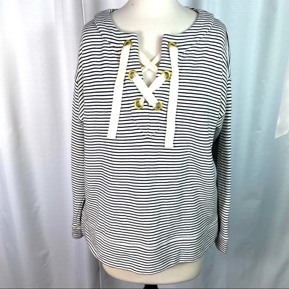 Vineyard Vines Navy Cream Lace Up Sweatshirt M